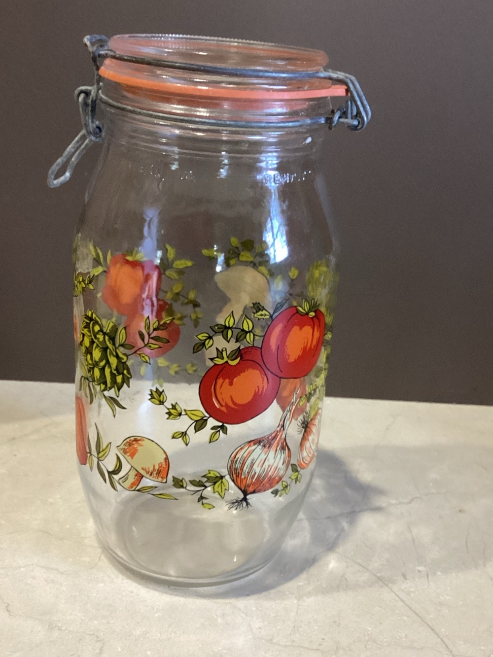 Arc made in France 2L glass Spice of Life Mushroom Vegetable Motif canister